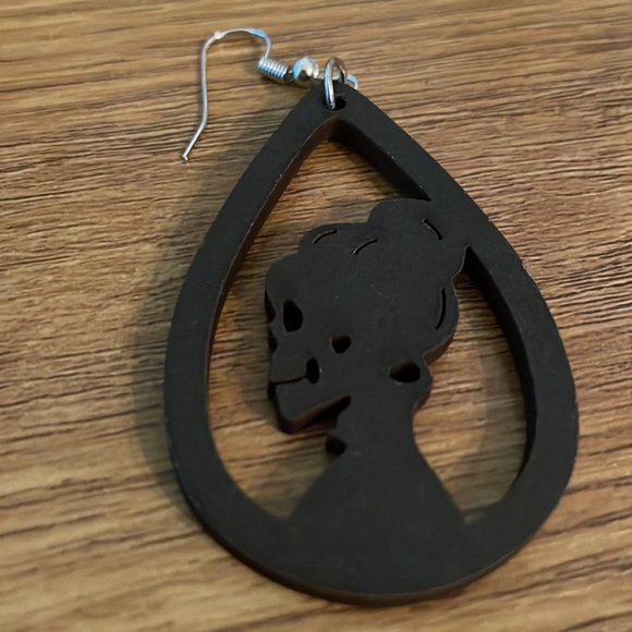 Earring set - Picture 3 of 3